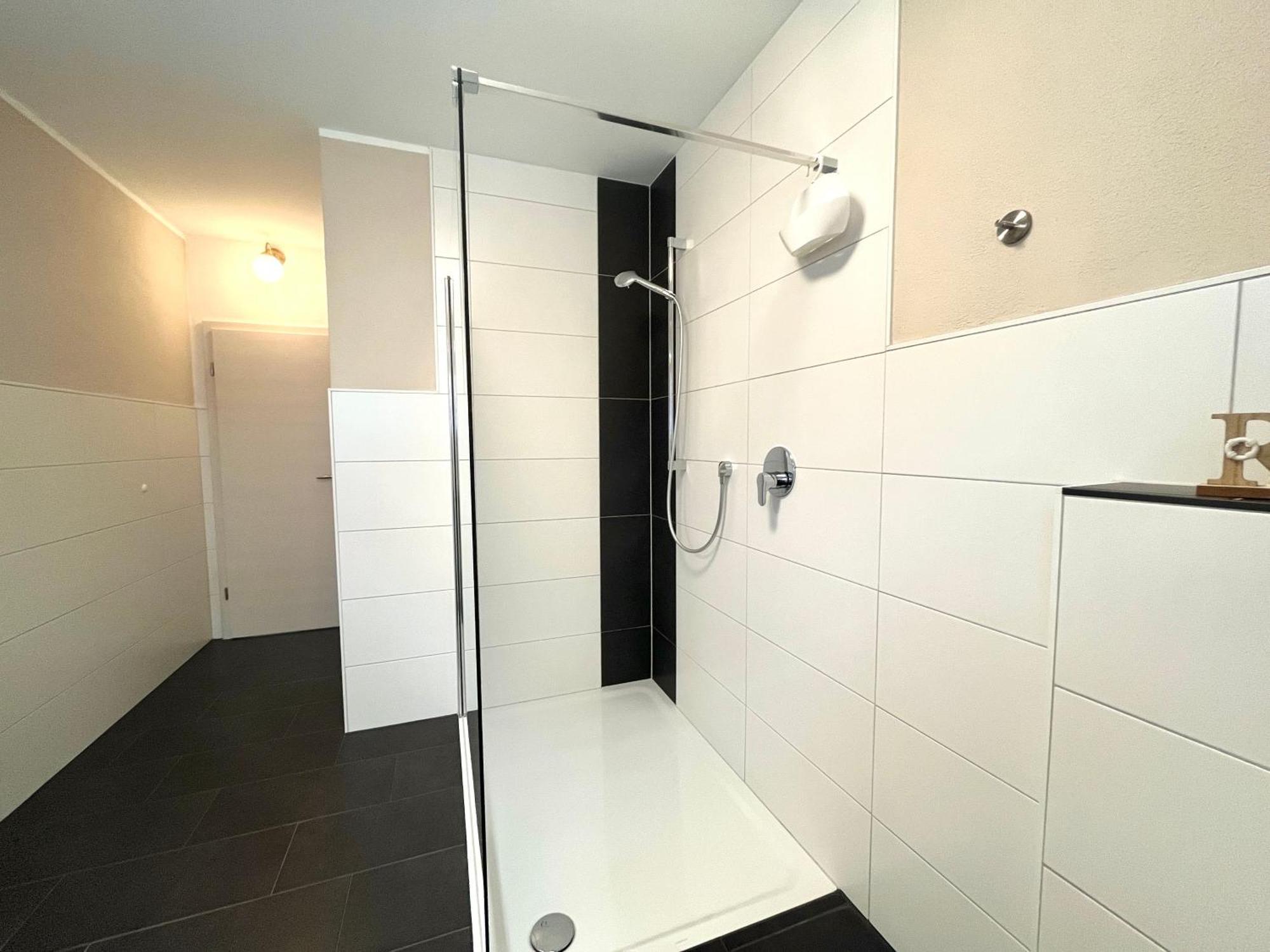 Ferienwohnung Sonnenterrasse, 1-4 Personen, 2 Schlafzimmer, Grosse Terrasse Müden 外观 照片