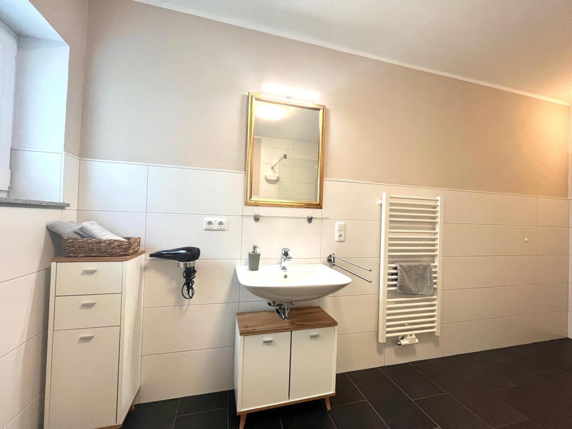 Ferienwohnung Sonnenterrasse, 1-4 Personen, 2 Schlafzimmer, Grosse Terrasse Müden 外观 照片