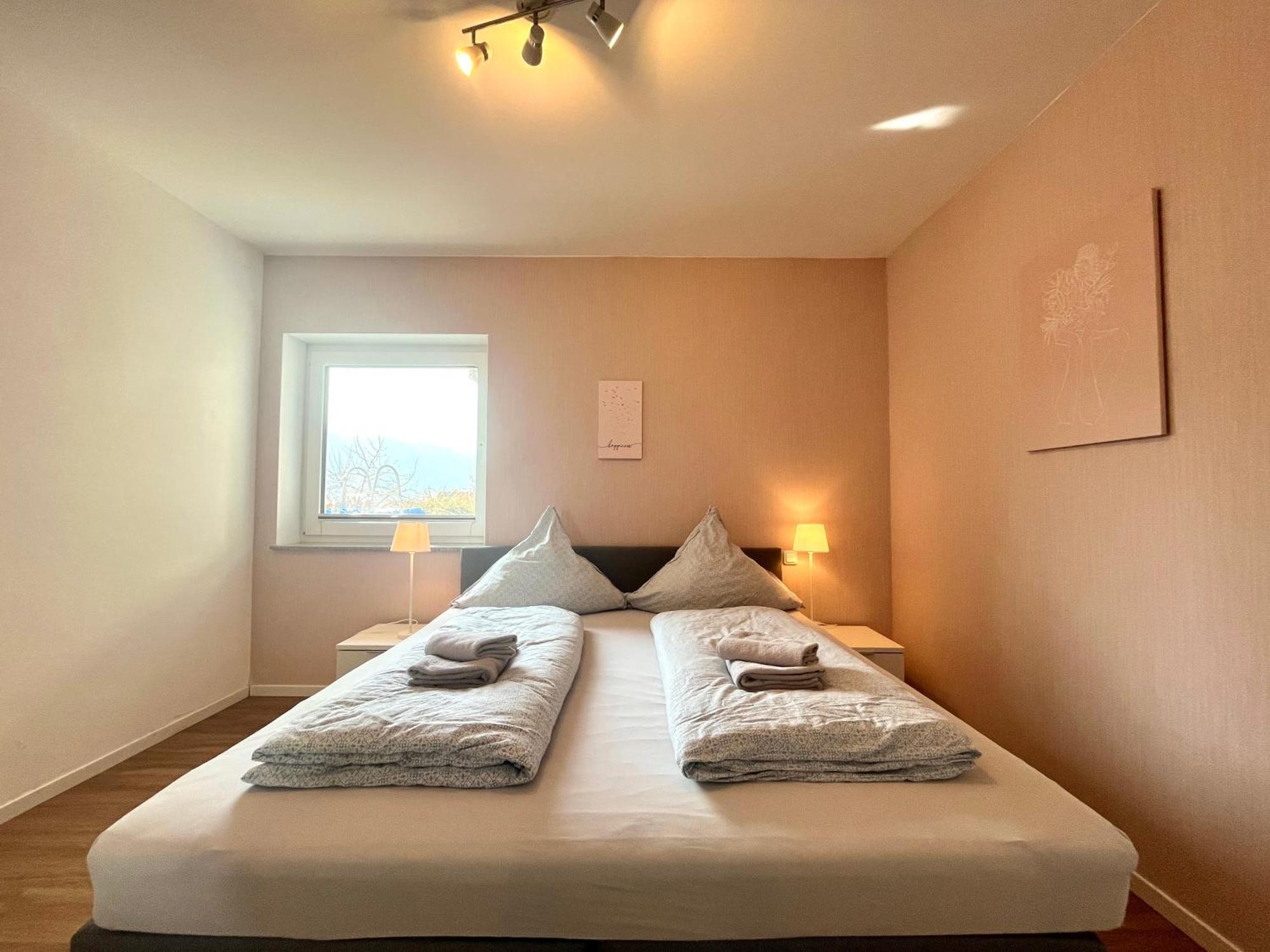 Ferienwohnung Sonnenterrasse, 1-4 Personen, 2 Schlafzimmer, Grosse Terrasse Müden 外观 照片