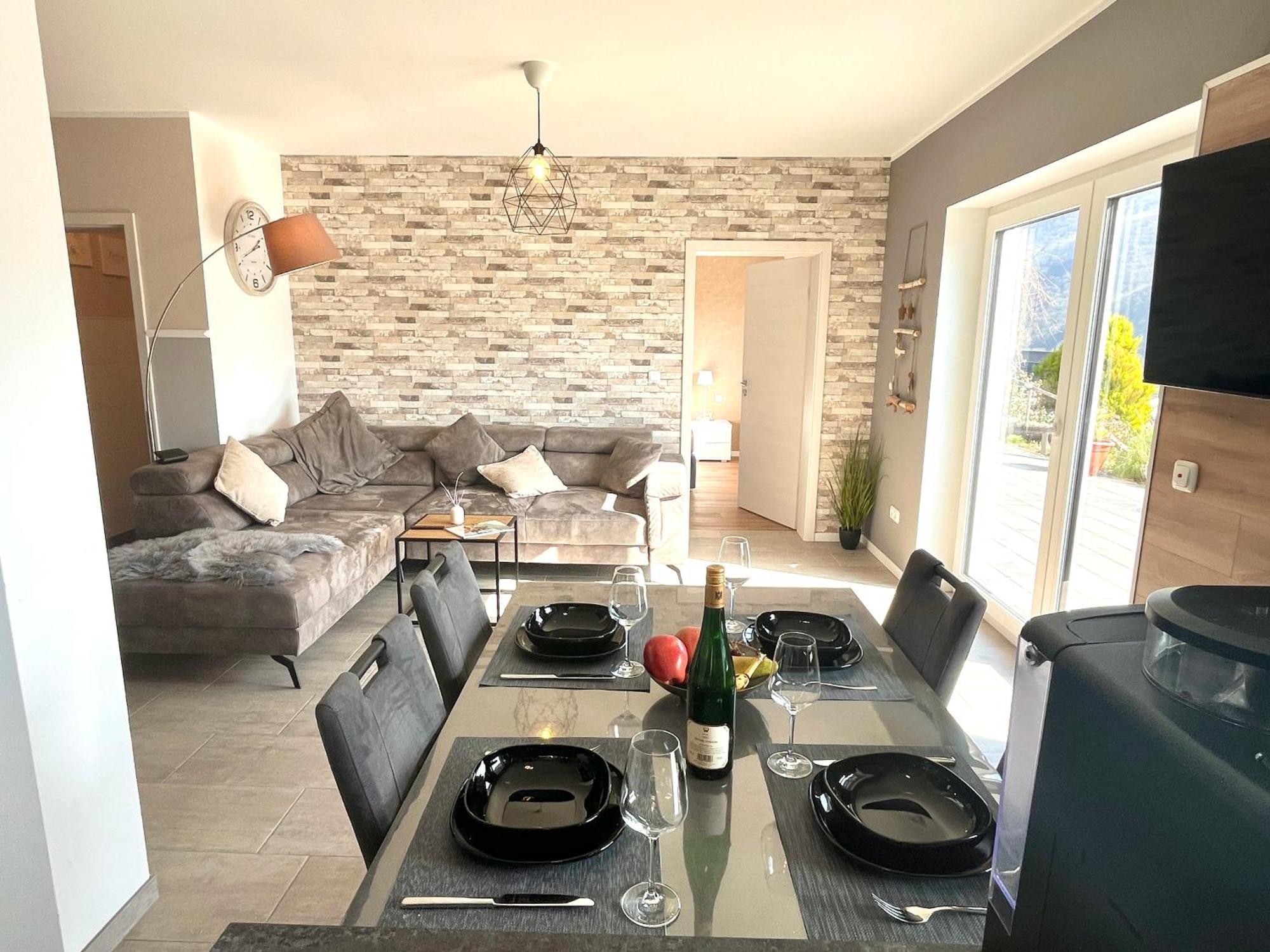 Ferienwohnung Sonnenterrasse, 1-4 Personen, 2 Schlafzimmer, Grosse Terrasse Müden 外观 照片